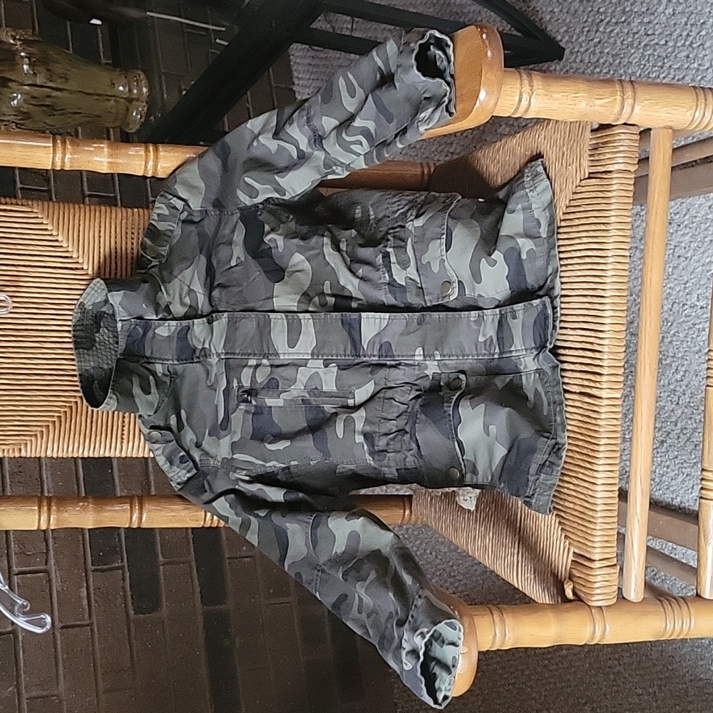 Love Tree Camouflage jacket, size M